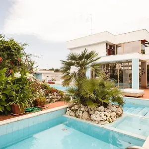  Bed & Breakfast Eden